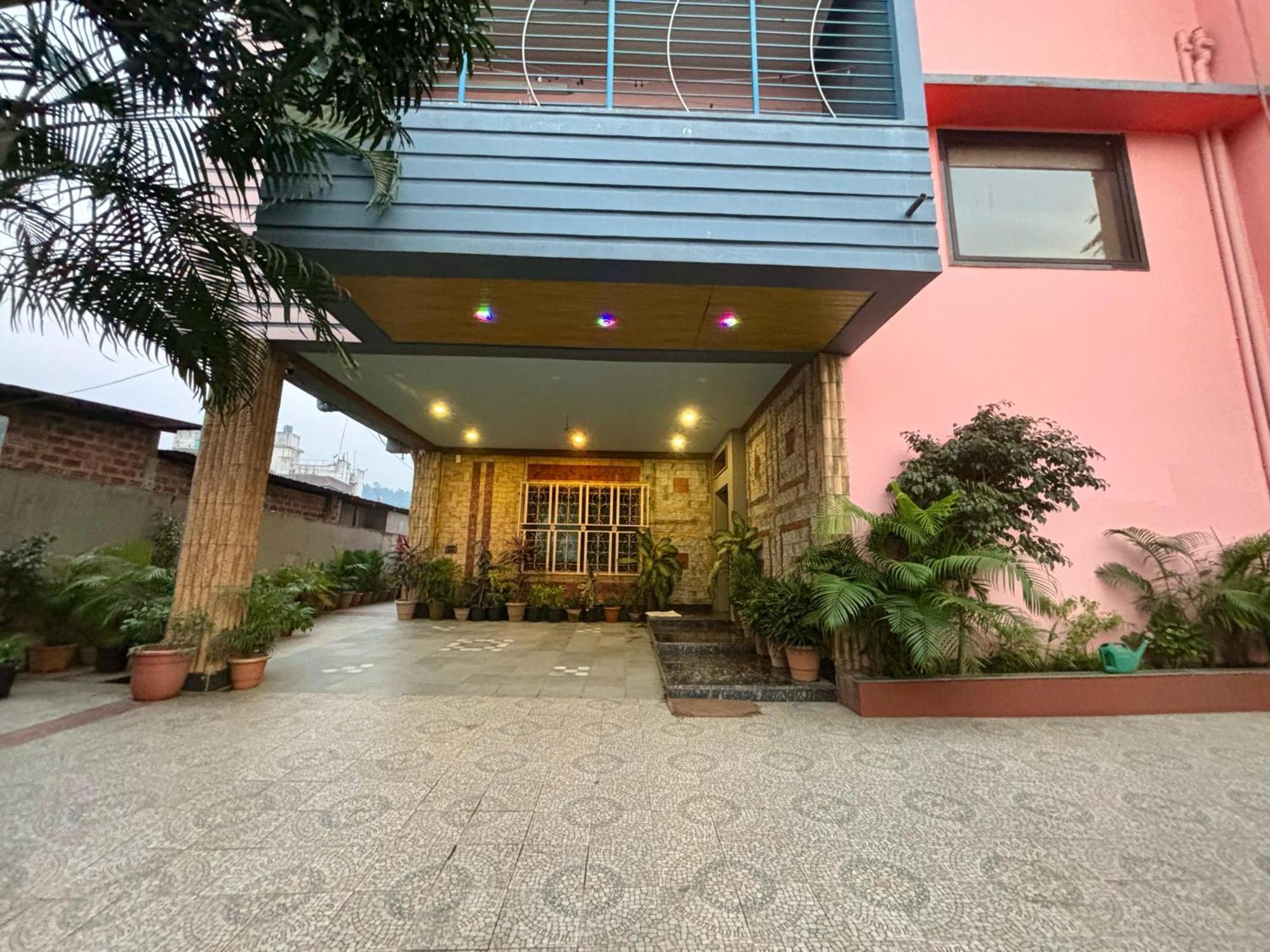 Krishna Shree Guest House Guwahati Exterior foto